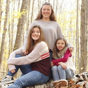 Meet your Posher, Stepheny